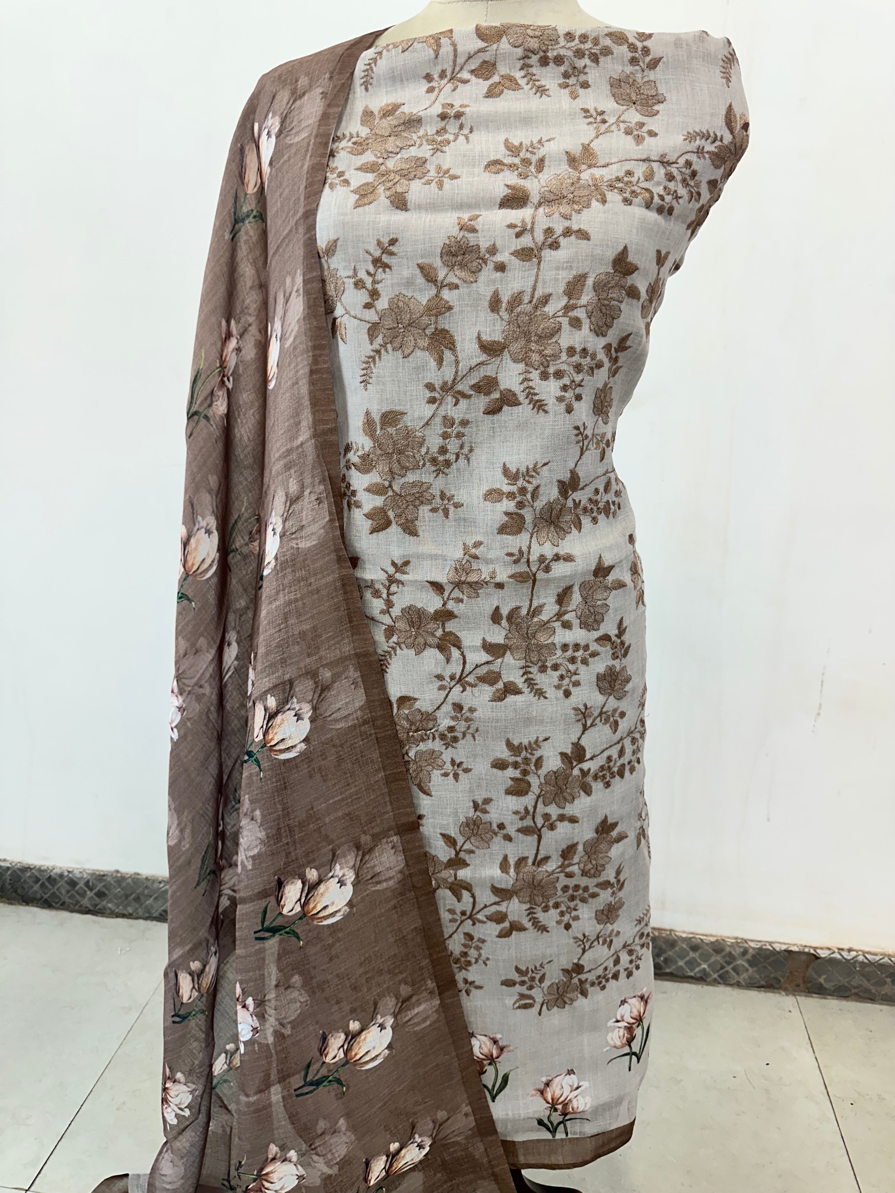 Roses and Leaves Suit Set