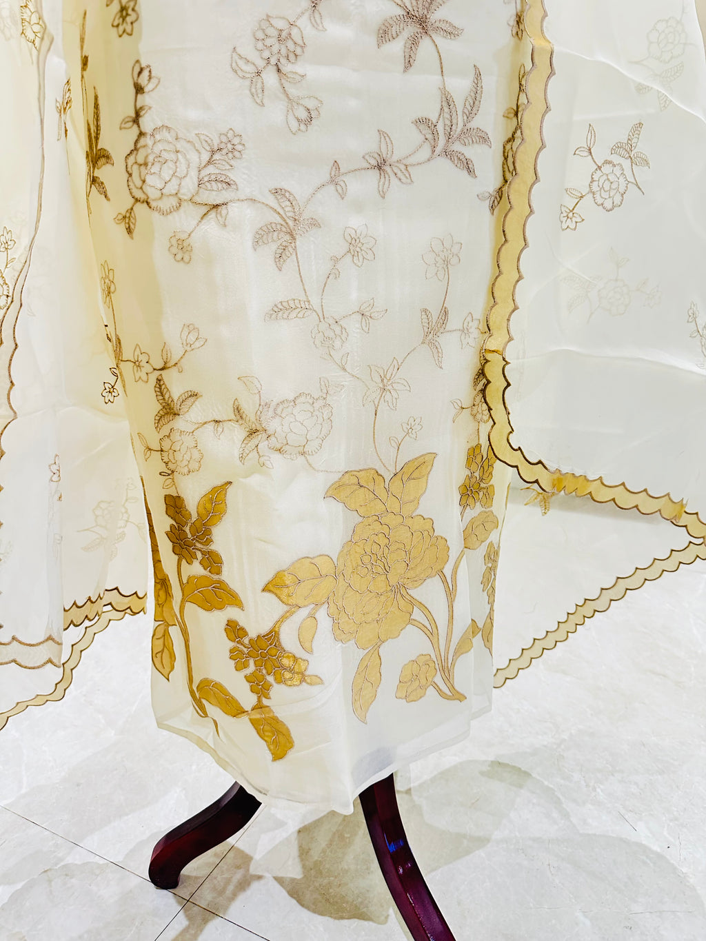 Regal Gold Botanica