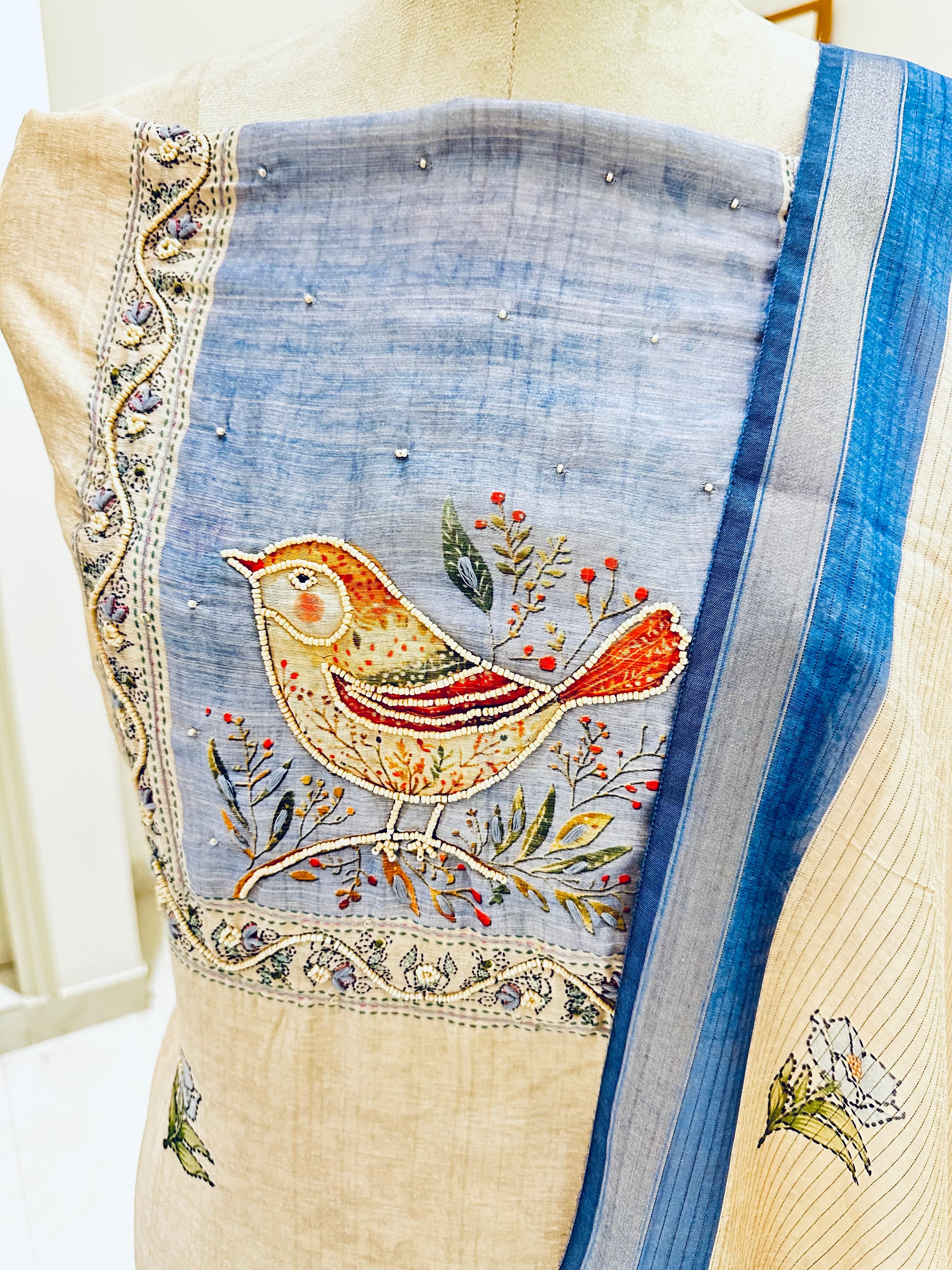 Birds in a Field Set
