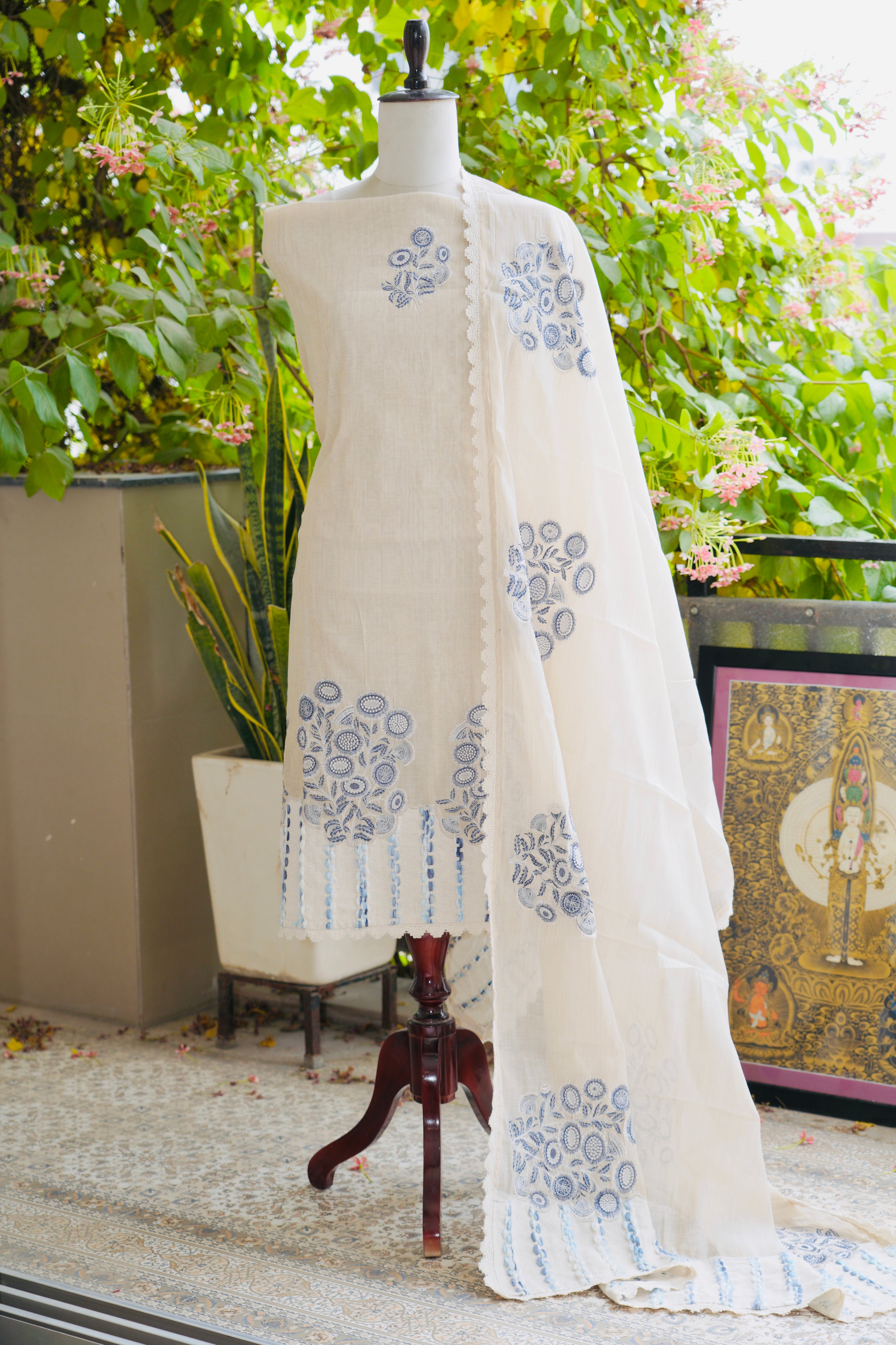 Indigo Thread Garden Set