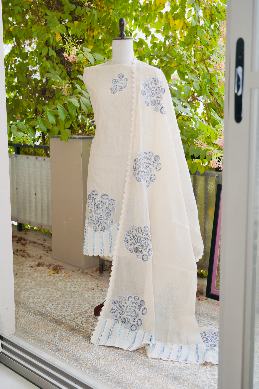 Indigo Thread Garden Set