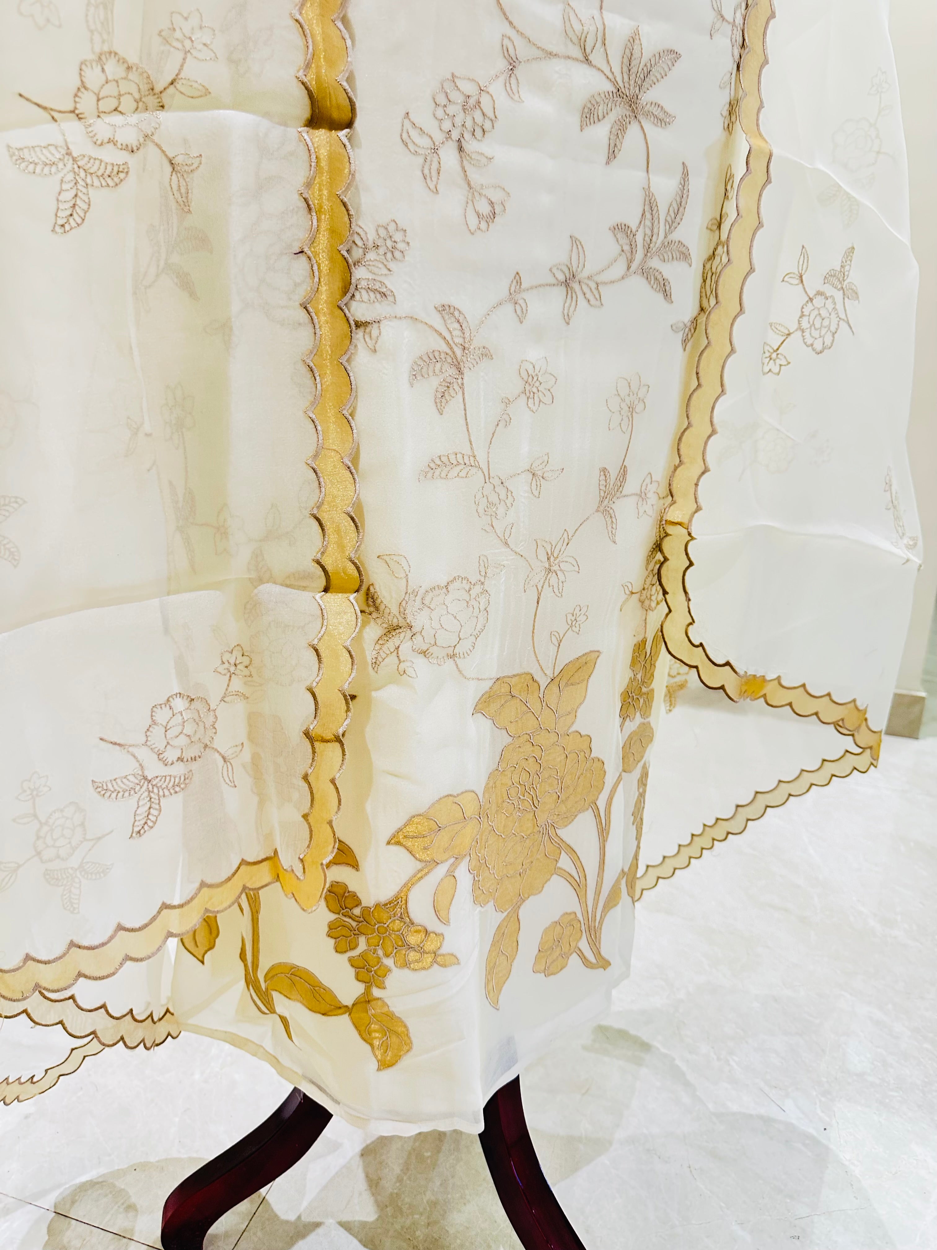 Regal Gold Botanica